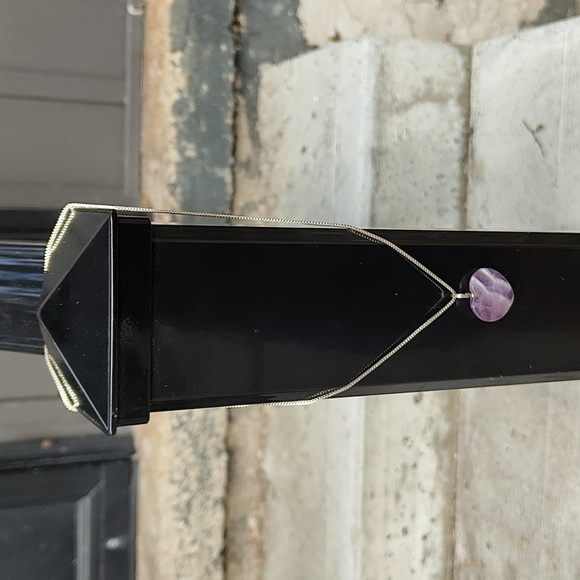 925 stamped box chain with Chevron amethyst pendant - Picture 3 of 4